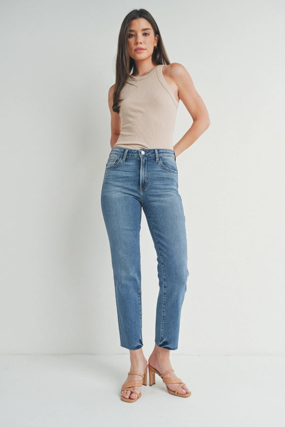 Women's Mid Rise Classic Straight Jeans