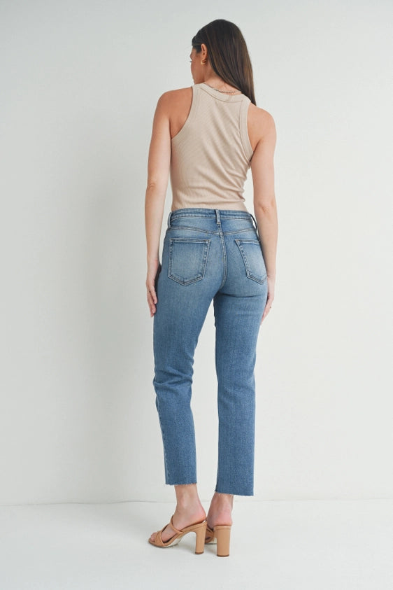 Women's Mid Rise Classic Straight Jeans