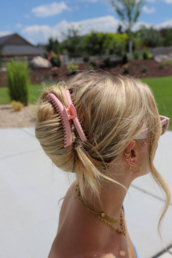 Kaxi Matte Midi Hold Everything Claw