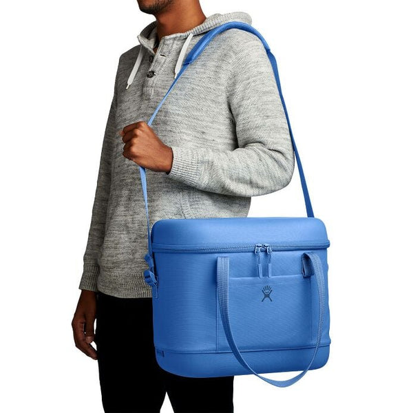 Hydro Flask 20 L Carry Out Soft Cooler - Cascade